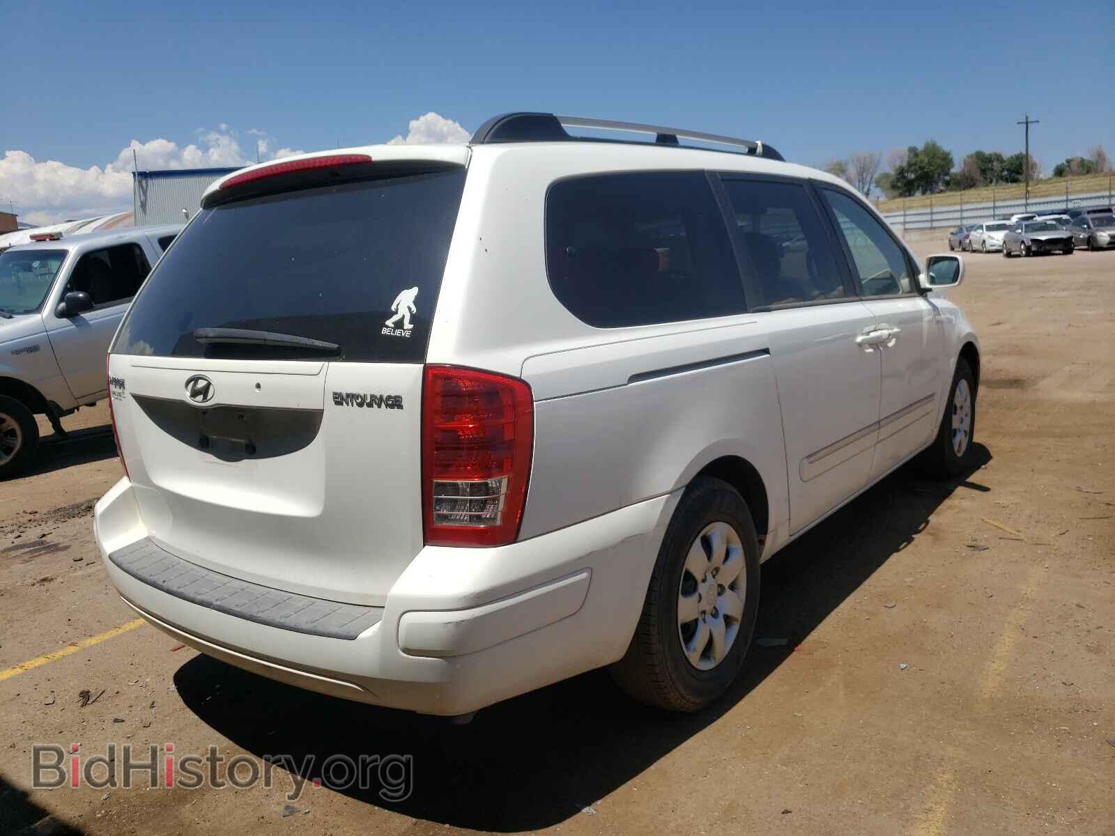 2007 HYUNDAI ENTOURAGE - VIN: KNDMC233676042285 - Фото 4