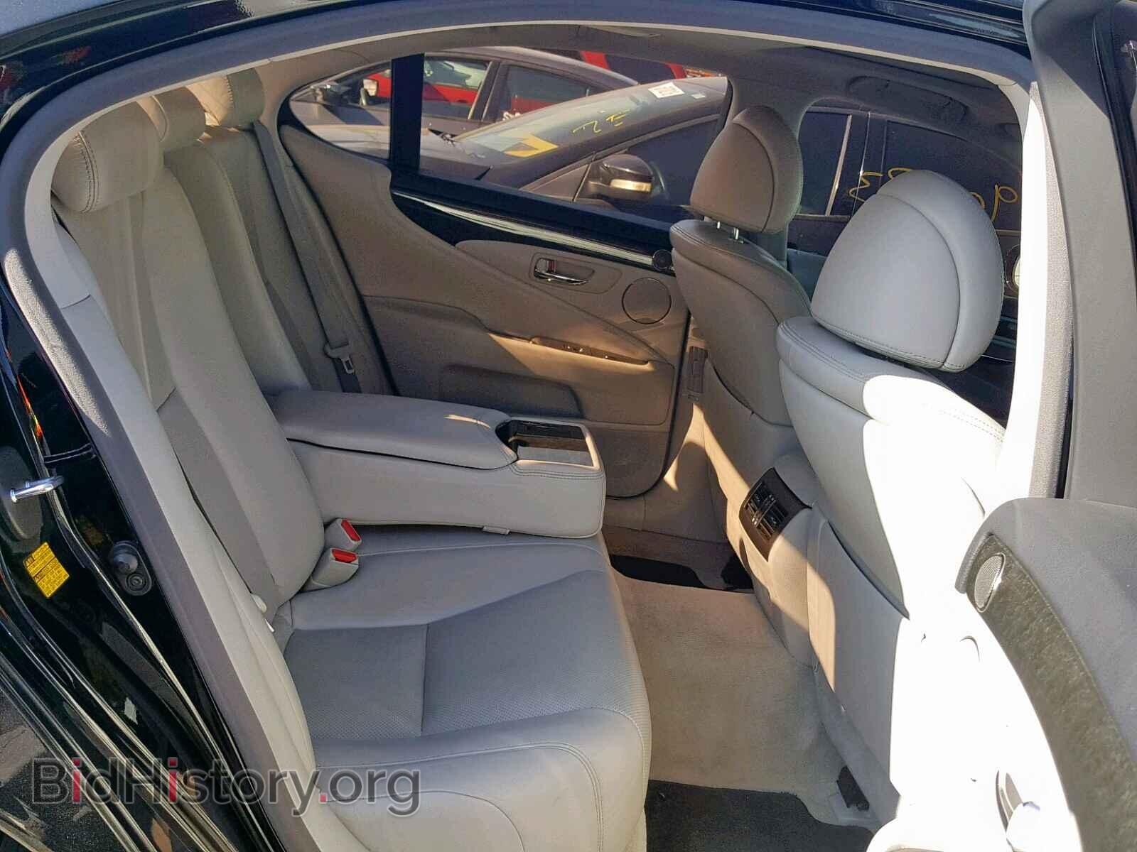 2012 LEXUS LS460 - VIN: JTHBL5EF1C5112919 - Photo 6