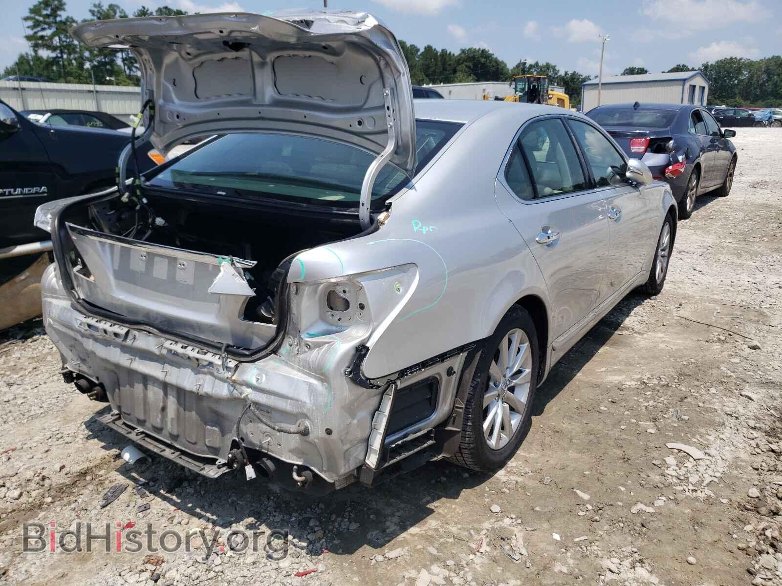 2012 LEXUS LS460 - VIN: JTHBL5EF3C5111917 - Photo 4