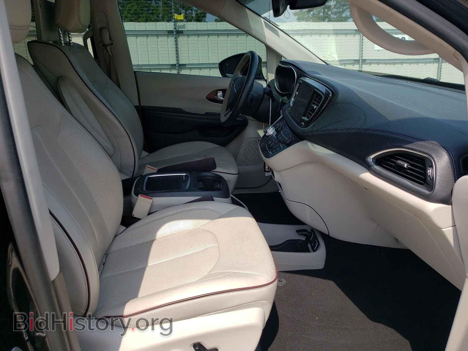 2017 CHRYSLER PACIFICA - VIN: 2C4RC1GGXHR751776 - Photo 5