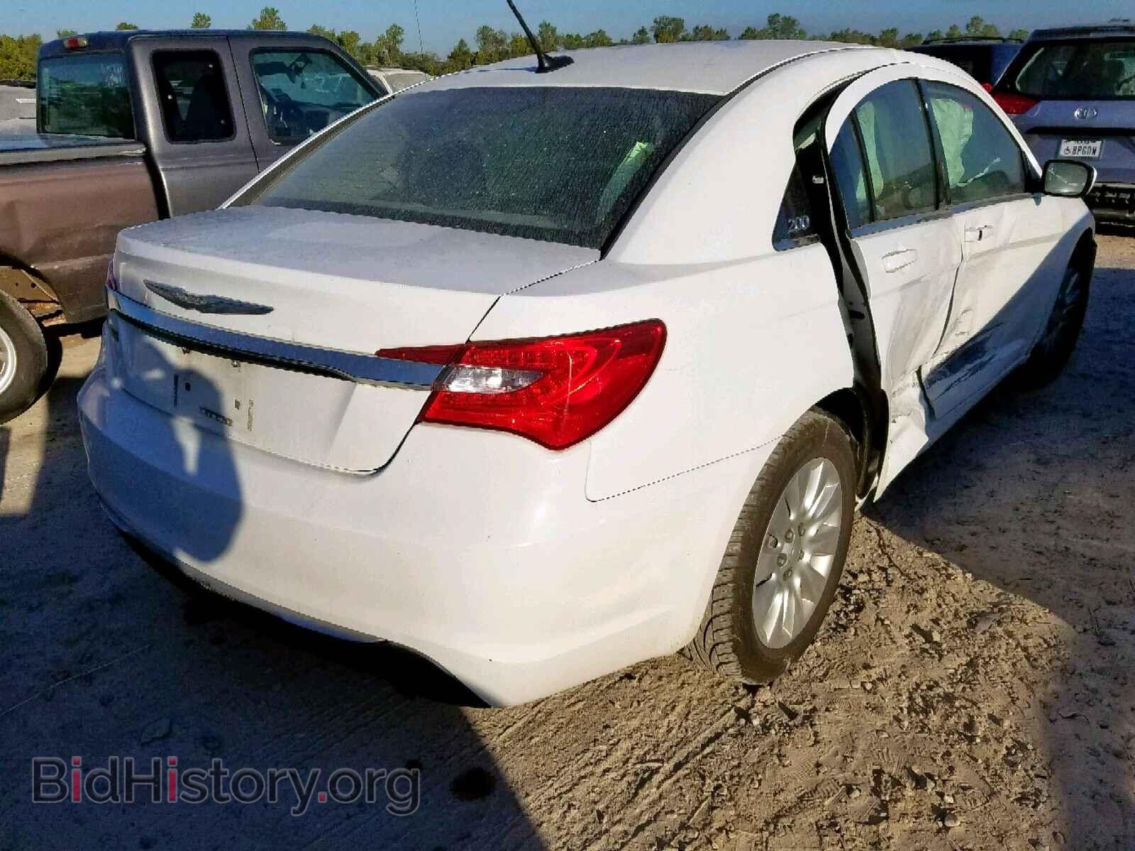 2011 CHRYSLER 200 - VIN: 1C3BC4FG7BN547451 - Фото 4