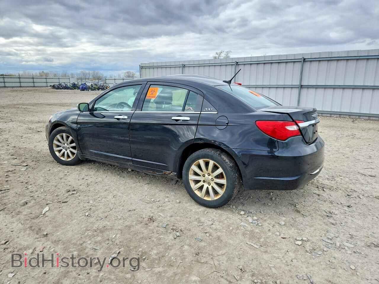2013 CHRYSLER 200 - VIN: 1C3CCBCG5DN508891 - Фото 2
