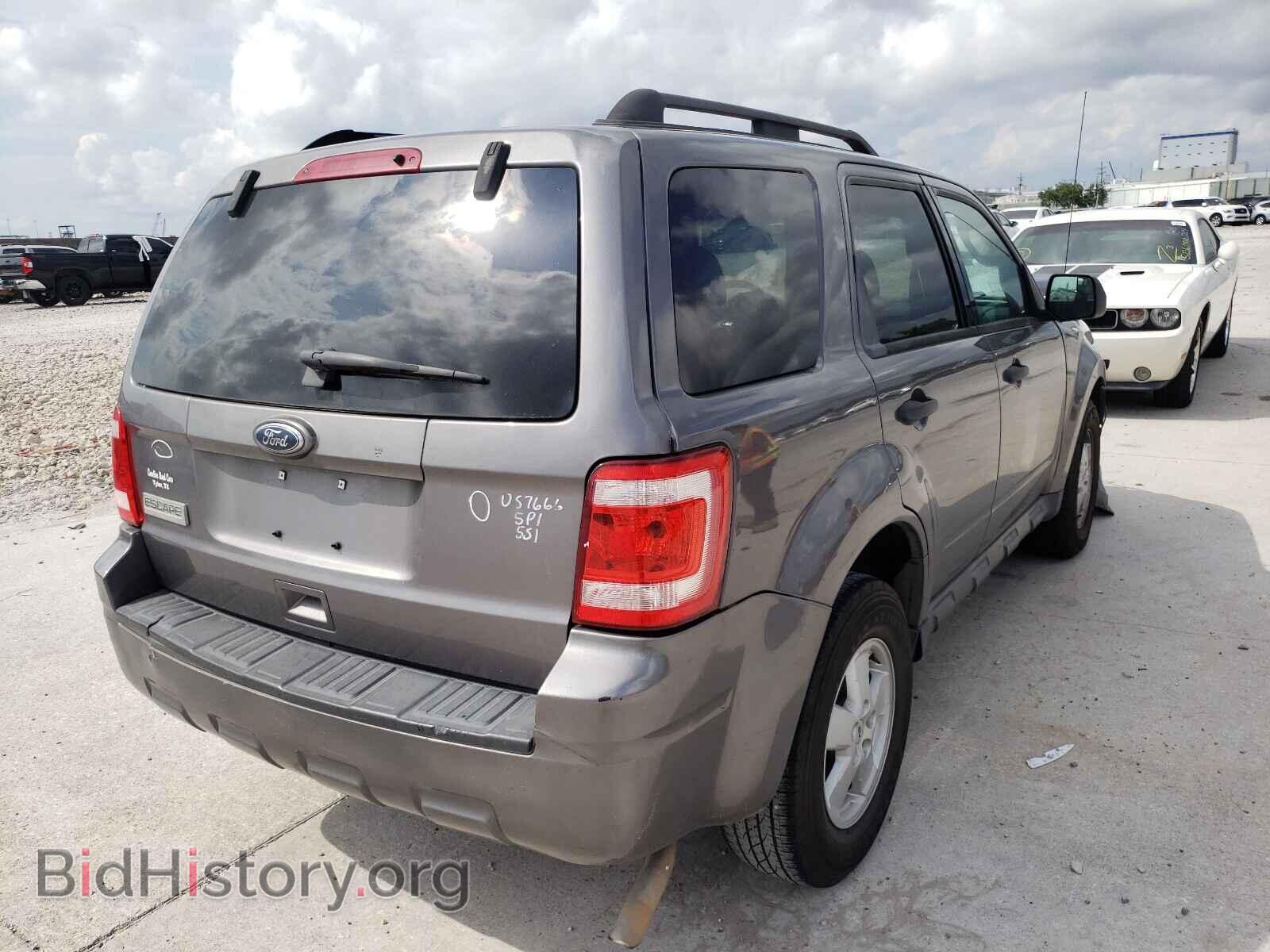 2011 FORD ESCAPE - VIN: 1FMCU0D71BKB54440 - Фото 4