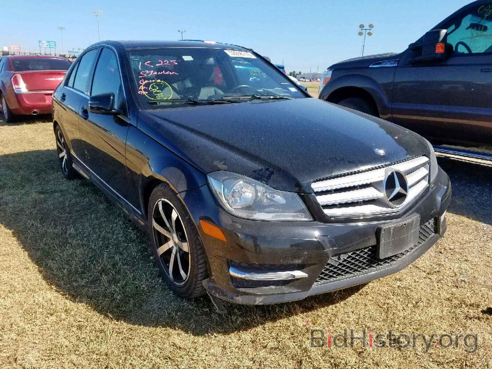 Photo WDDGF4HB3DR256554 - MERCEDES-BENZ C 250 2013