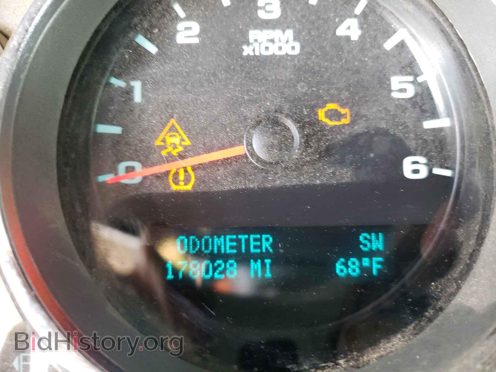 2010 GMC SIERRA - VIN: 1GTSKVE34AZ289822 - Фото 8