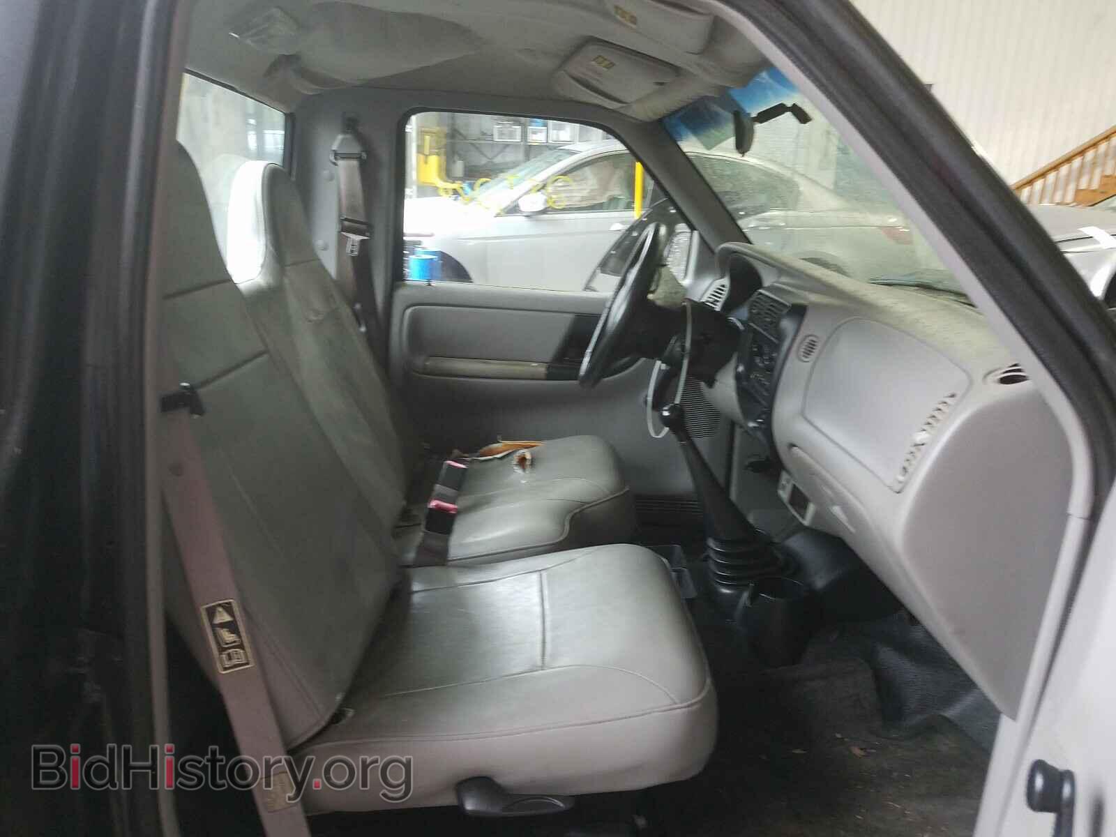 2000 MAZDA B2500 - VIN: 4F4YR12C3YTM08645 - Фото 5