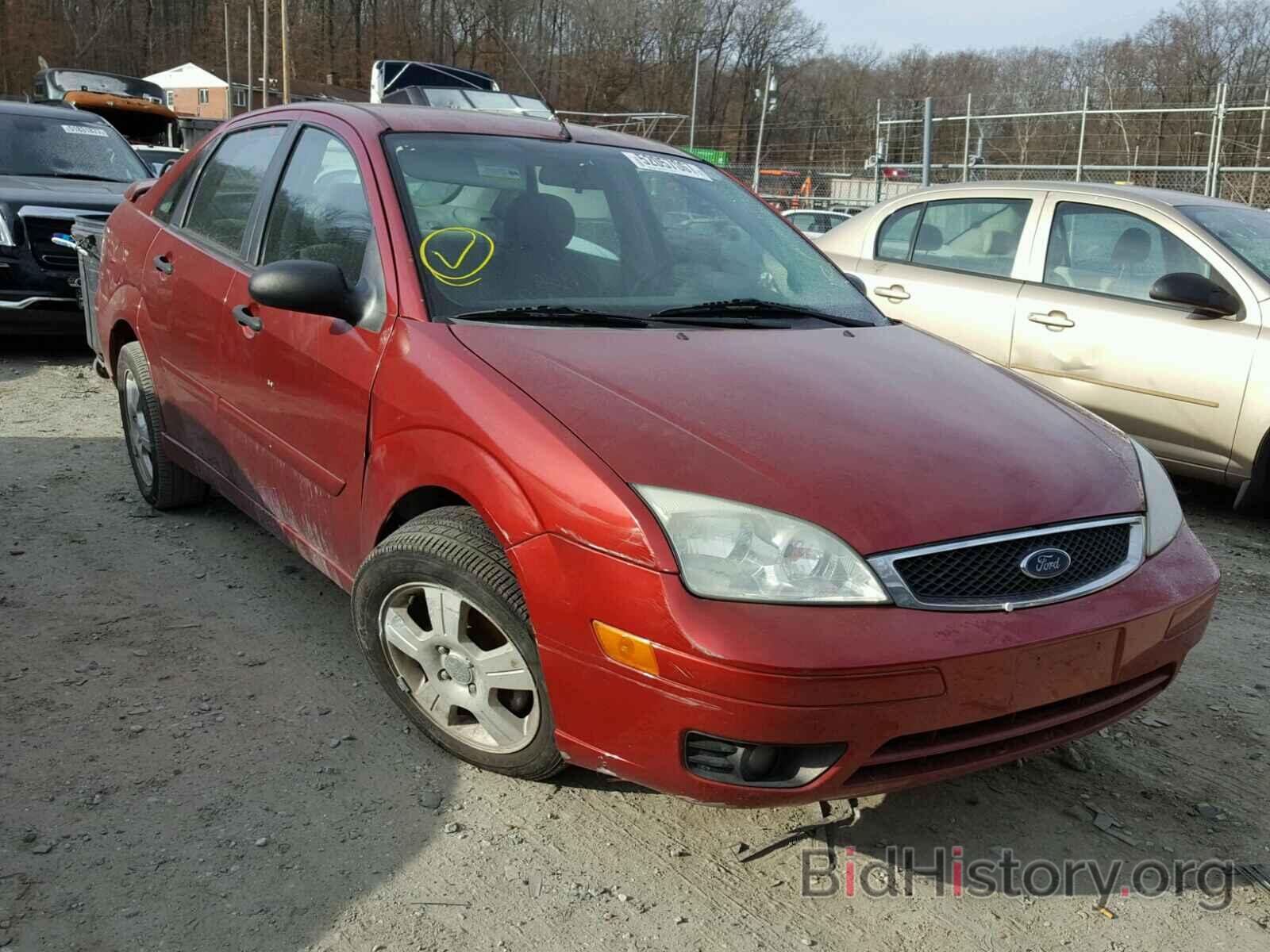 Photo 1FAFP34N35W153530 - FORD FOCUS 2005