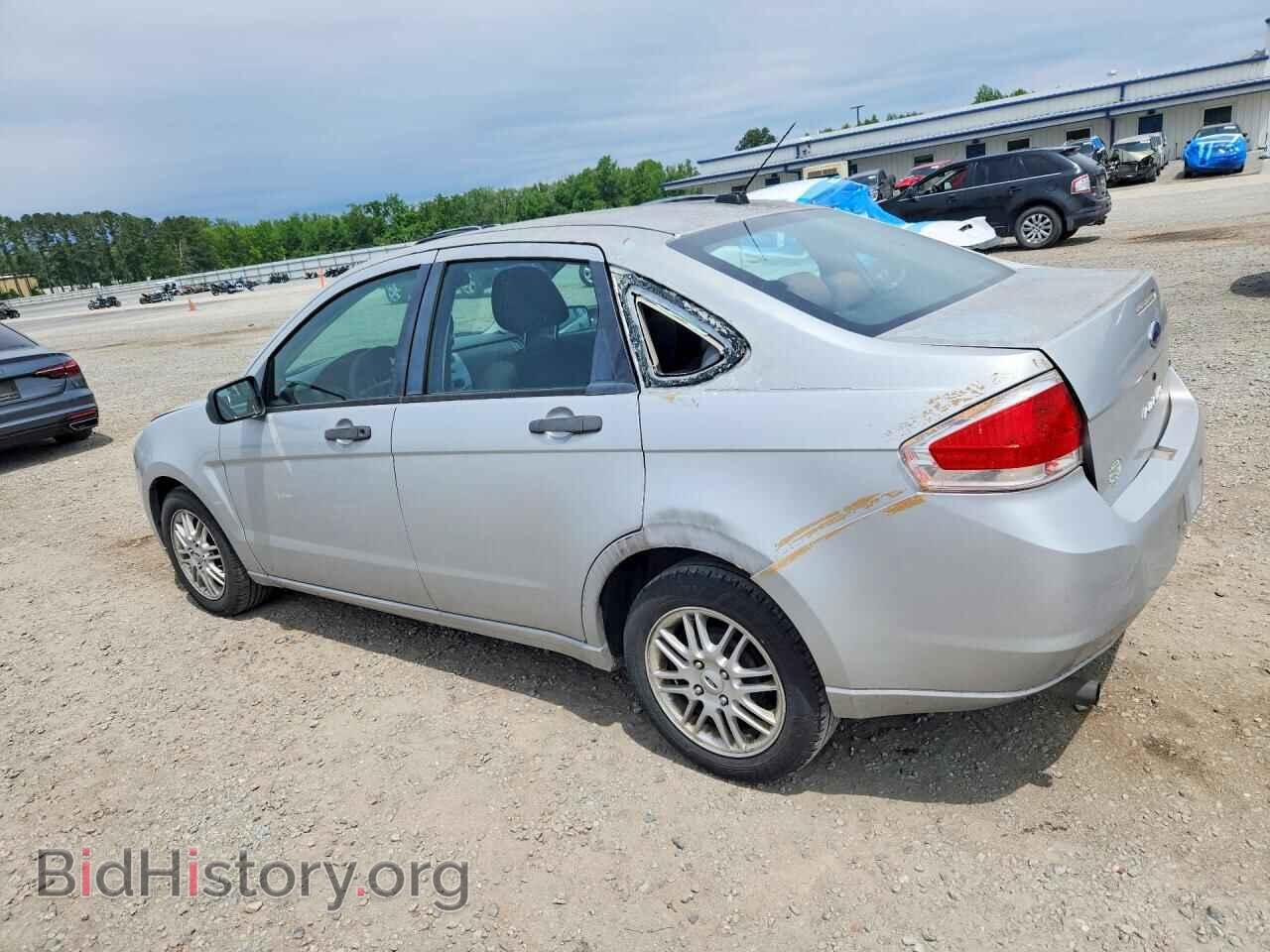2009 FORD FOCUS - VIN: 1FAHP35N99W185945 - Фото 2