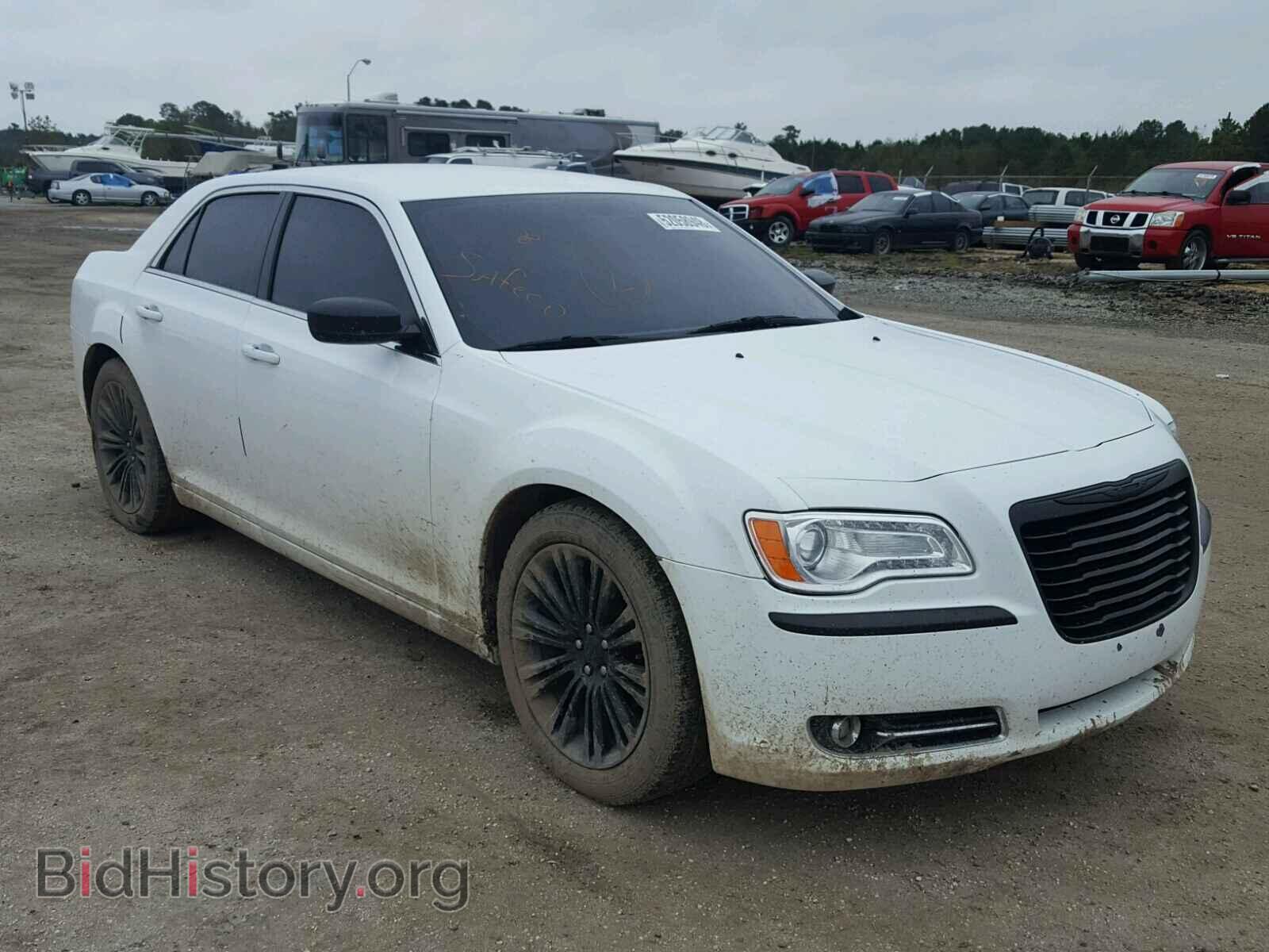 Фотография 2C3CCACG4CH200516 - CHRYSLER 300 2012