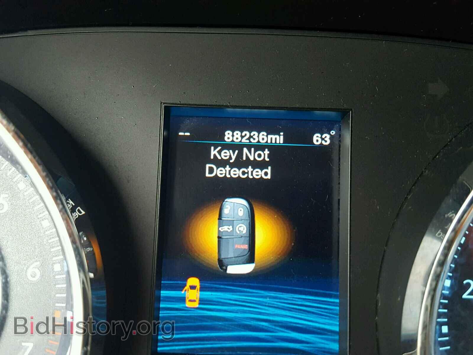 2012 CHRYSLER 300 - VIN: 2C3CCACG4CH200516 - Фото 8