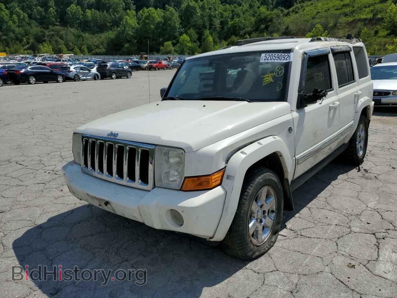 2006 JEEP COMMANDER - VIN: 1J8HG58256C122841 - Photo 2