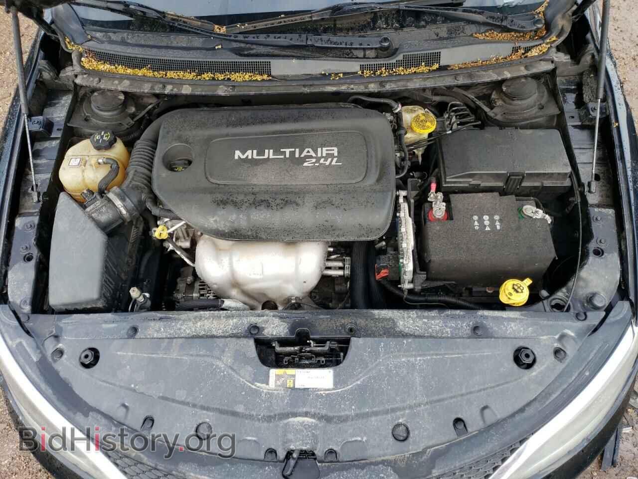 2015 CHRYSLER 200 - VIN: 1C3CCCAB2FN684247 - Фото 11