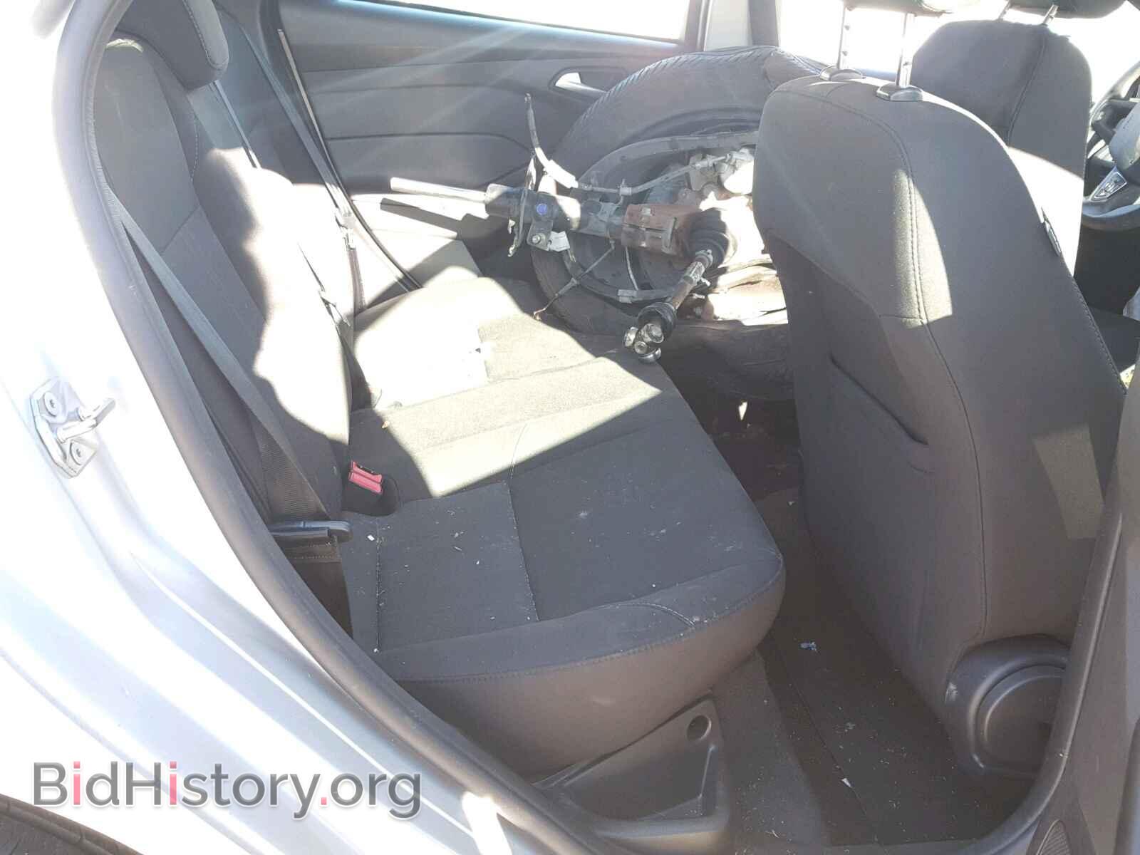 2018 FORD FOCUS - VIN: 1FADP3H2XJL203942 - Фото 6
