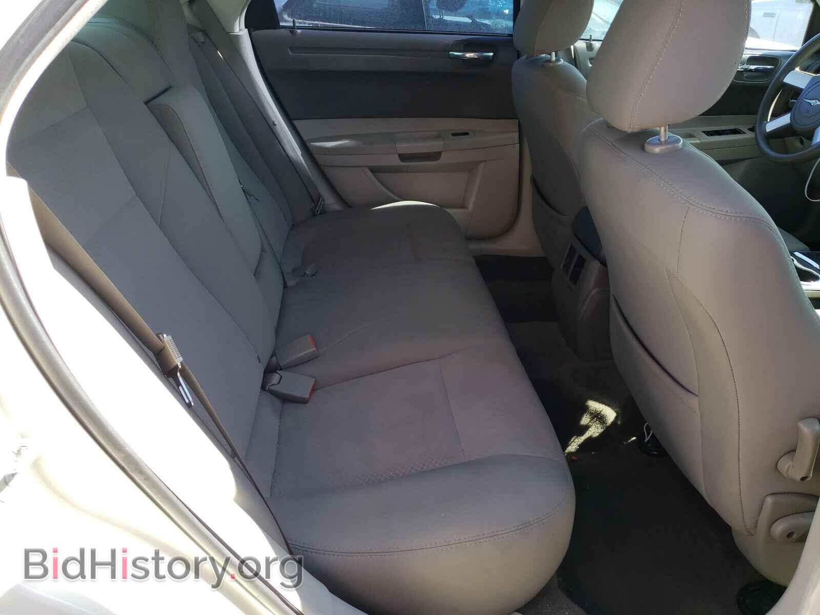 2008 CHRYSLER 300 - VIN: 2C3KA43R68H208564 - Фото 6