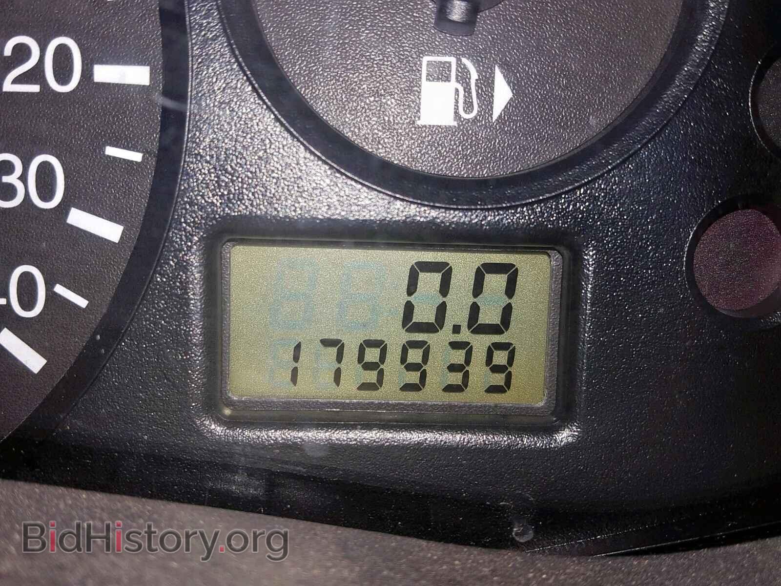 2000 FORD FOCUS SE - VIN: 1FAFP3631YW373944 - Фото 8
