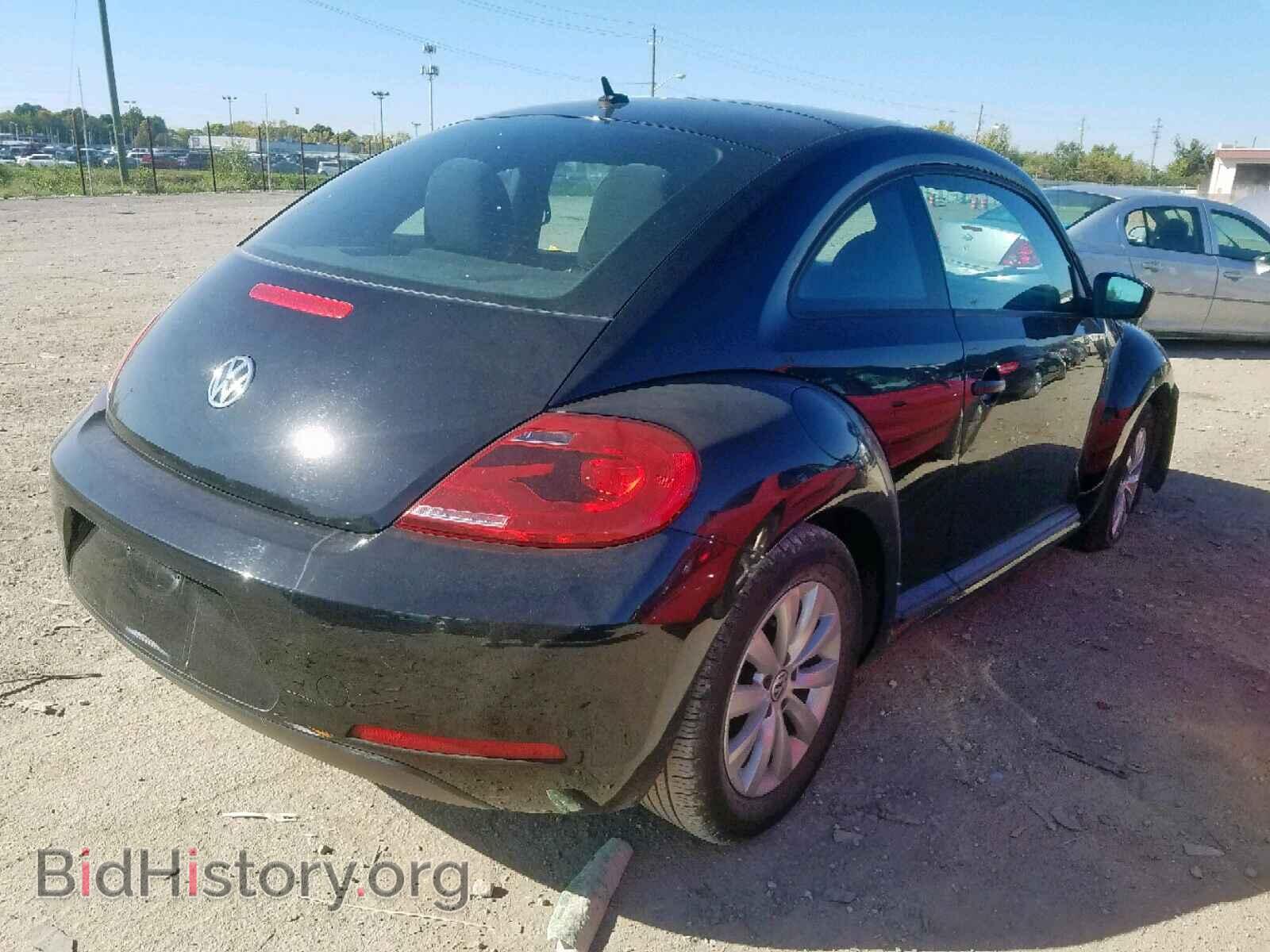2014 VOLKSWAGEN BEETLE - VIN: 3VWF17AT2EM652130 - Фото 4