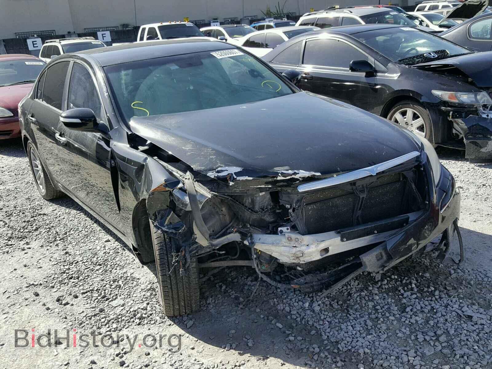 Photo KMHGC4DE9AU084411 - HYUNDAI GENESIS 2010