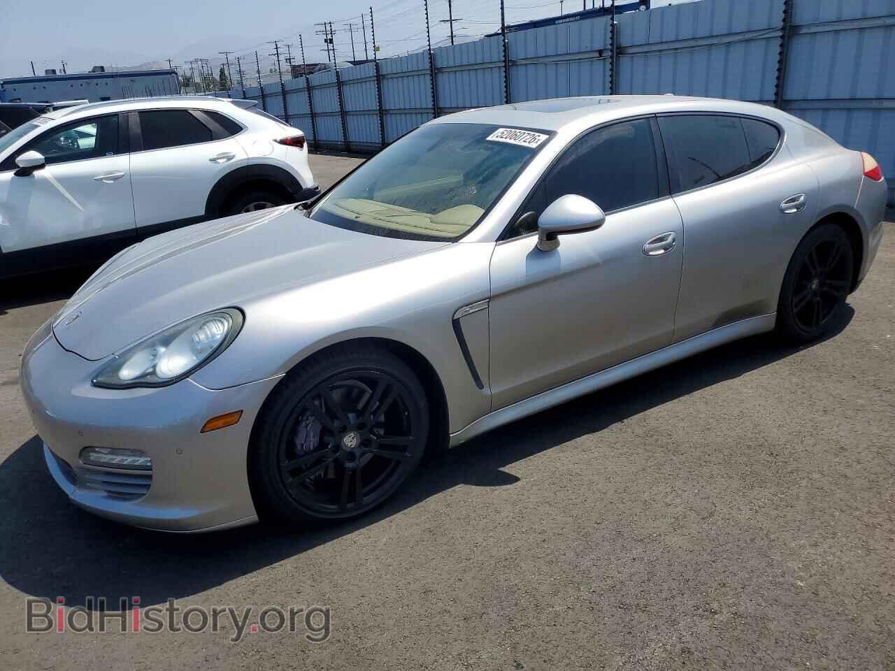 Photo WP0AA2A72BL011544 - PORSCHE PANAMERA 2011
