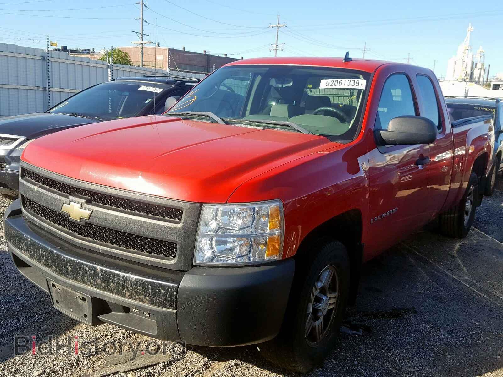 2008 CHEVROLET SILVERADO - VIN: 1GCEC19X38Z105285 - Фото 2
