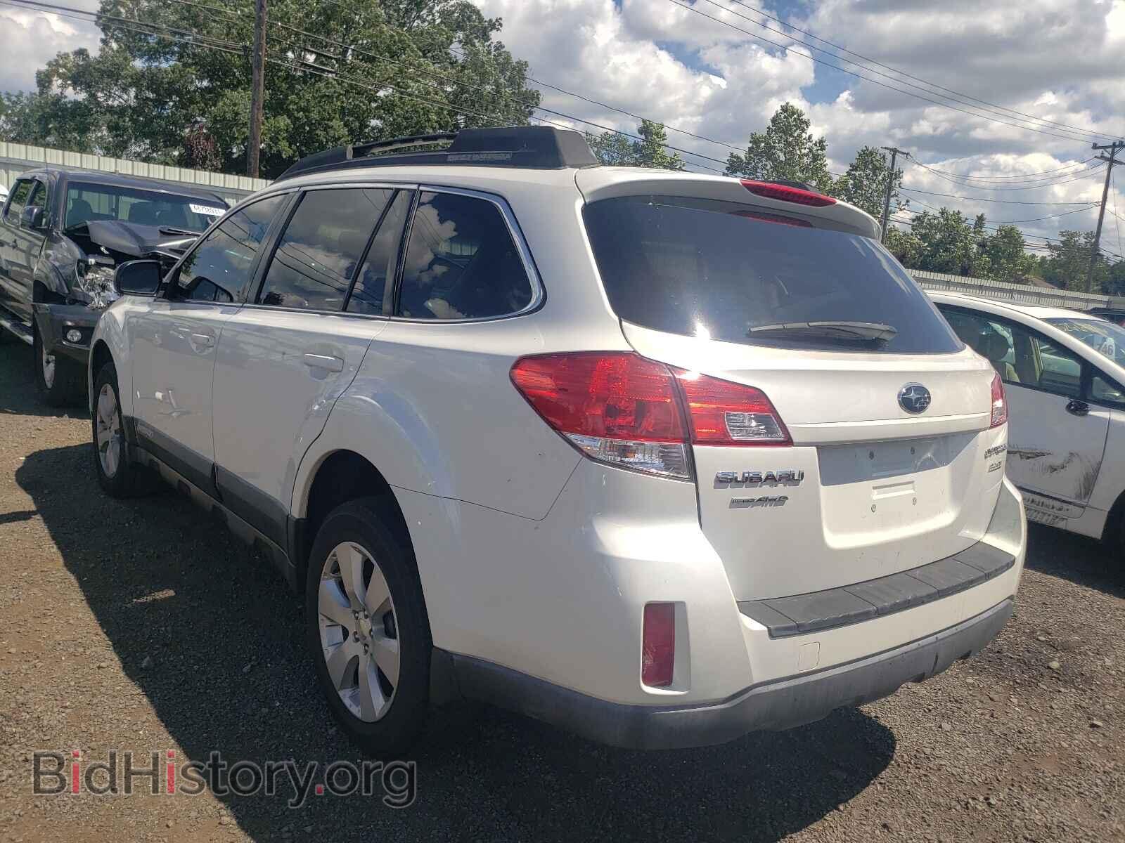 2011 SUBARU OUTBACK - VIN: 4S4BRBCC0B3432424 - Photo 3