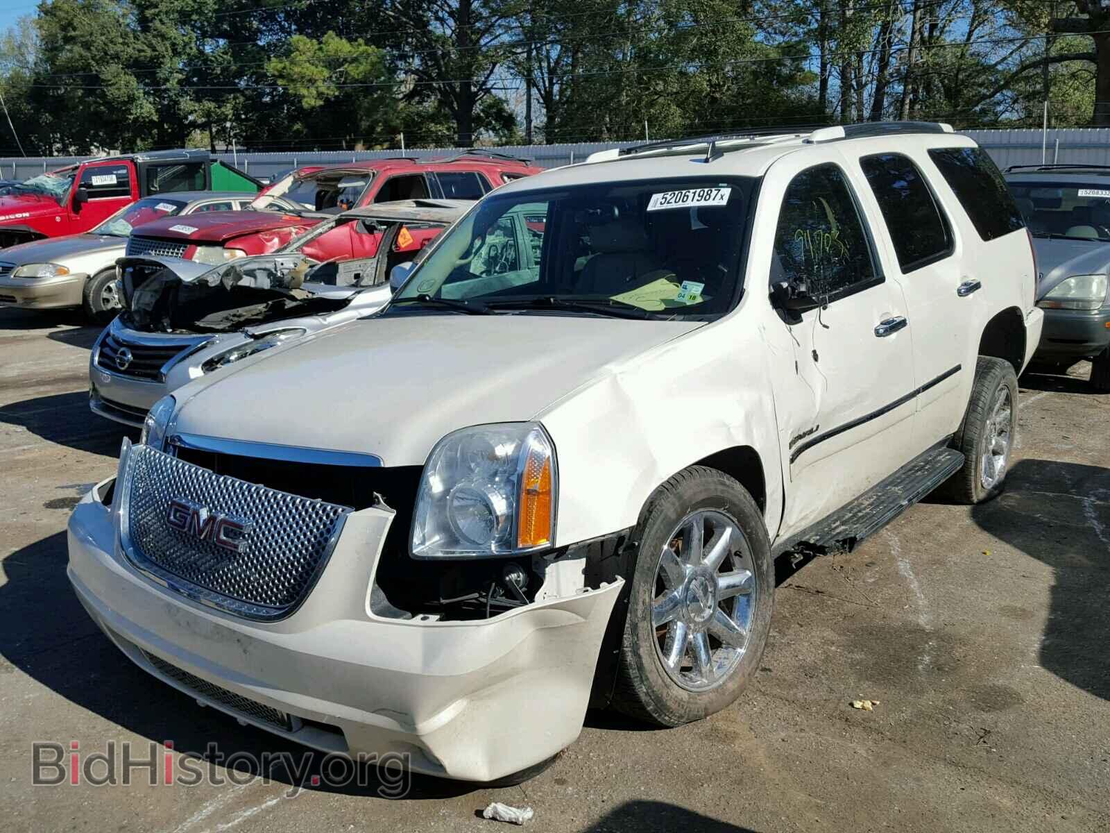 2010 GMC YUKON - VIN: 1GKUCEEF5AR286965 - Фото 2