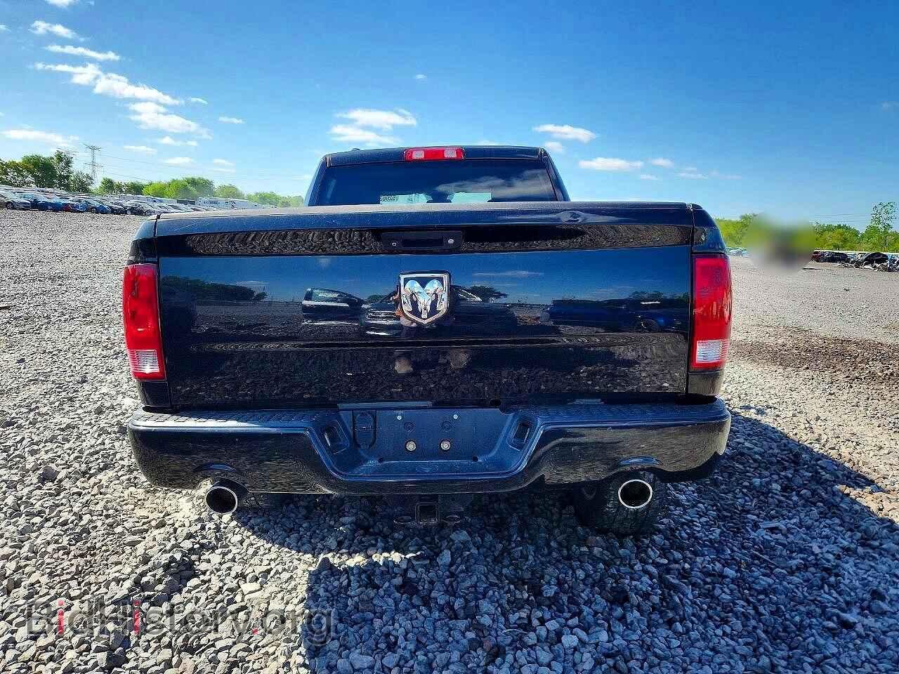 2018 RAM 1500 - VIN: 1C6RR6FT8JS149660 - Photo 6
