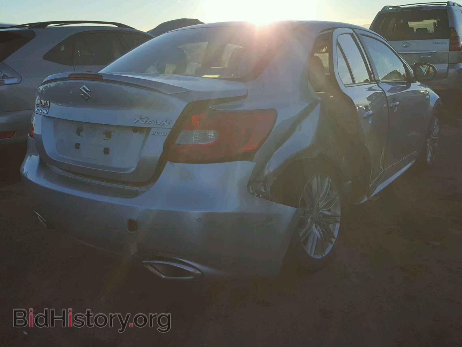 2011 SUZUKI KIZASHI - VIN: JS2RF9A89B6110727 - Photo 4