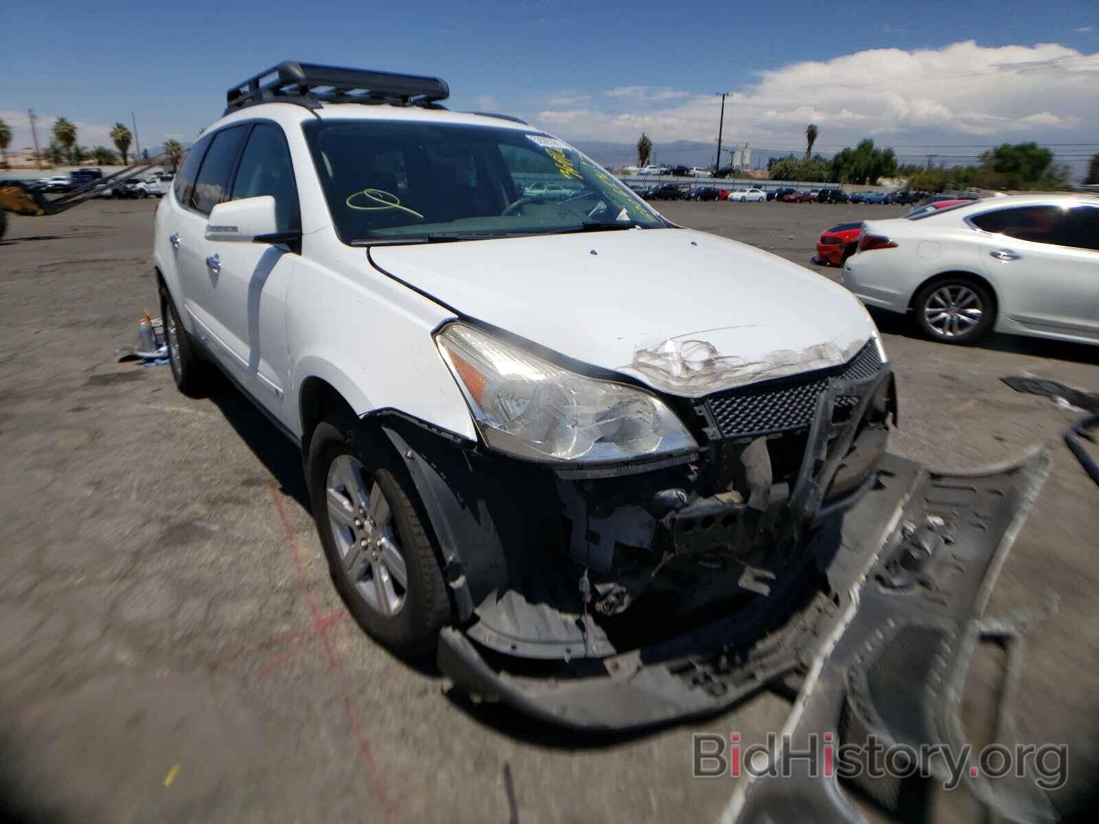 Photo 1GNLVFED4AS149912 - CHEVROLET TRAVERSE 2010