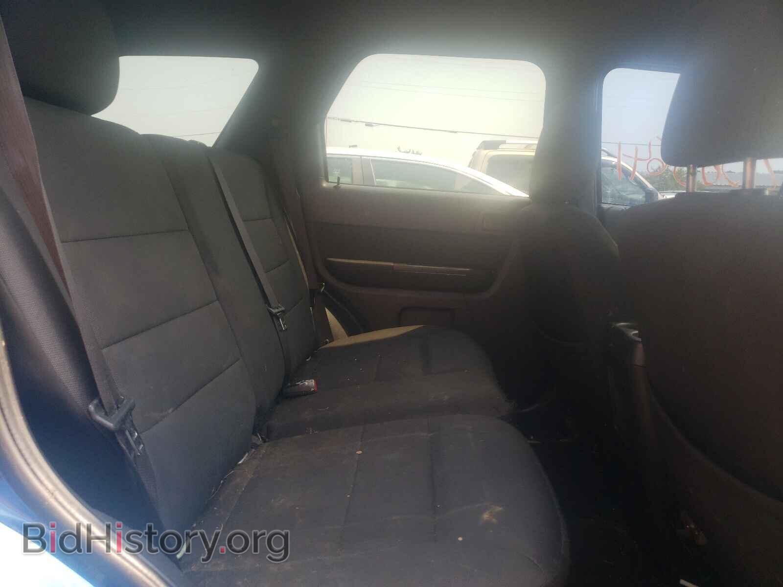 2011 FORD ESCAPE - VIN: 1FMCU0D70BKA05856 - Фото 6