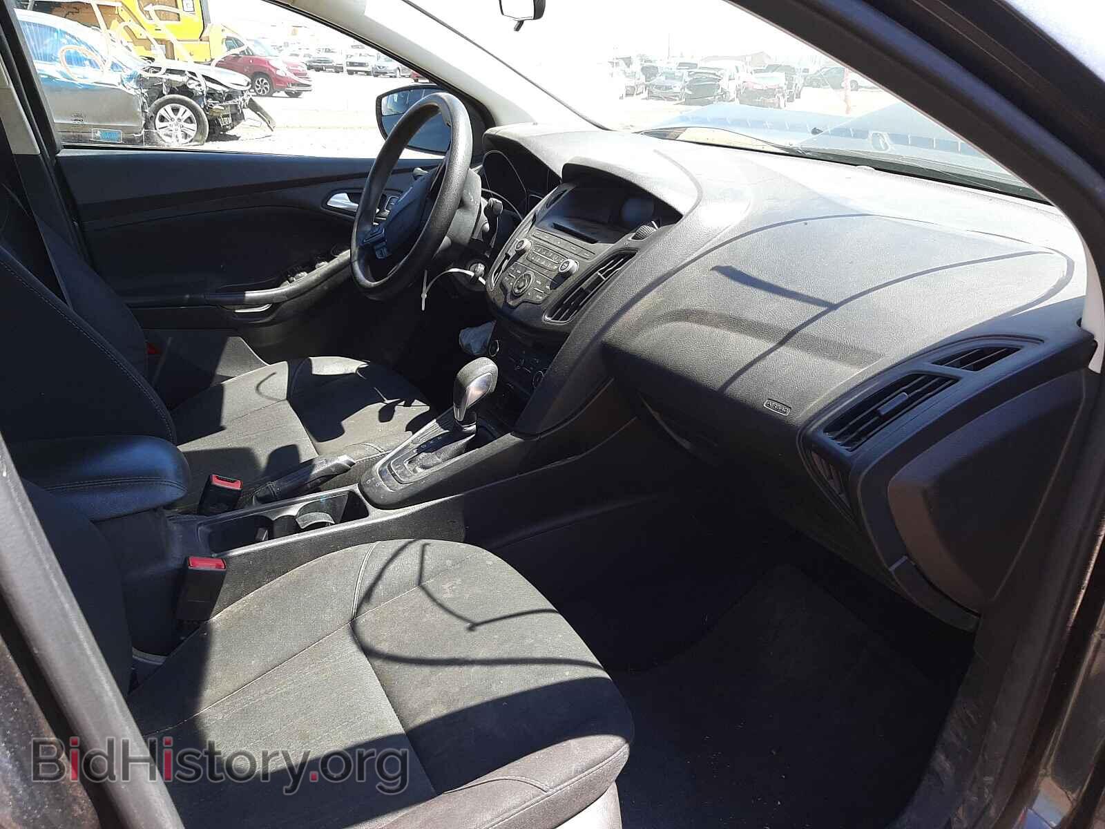 2017 FORD FOCUS - VIN: 1FADP3F23HL325362 - Photo 5