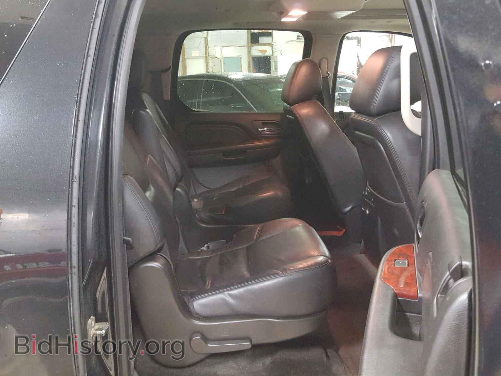 2011 CADILLAC ESCALADE E - VIN: 1GYS4JEF8BR385736 - Фото 6