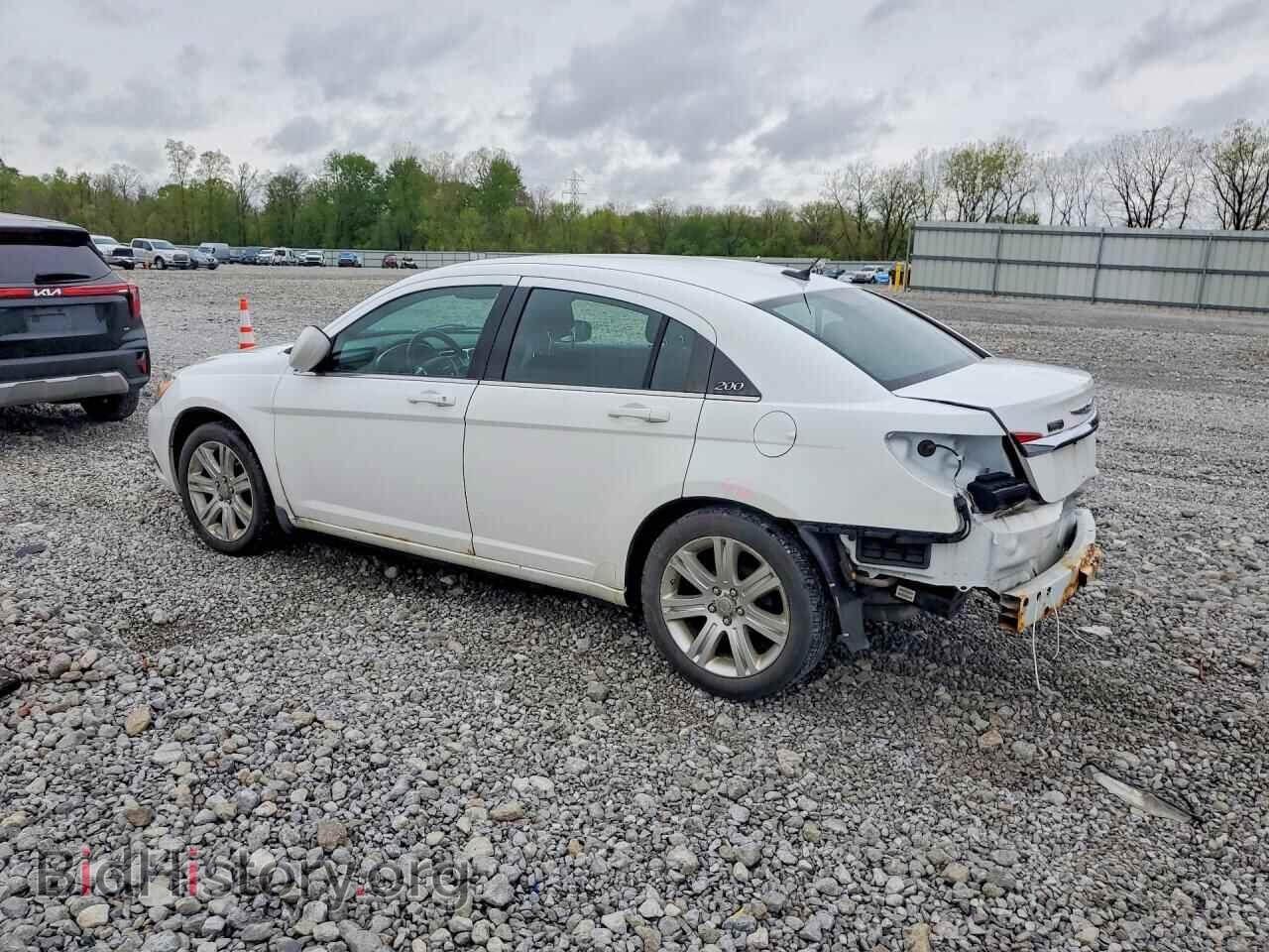 2011 CHRYSLER 200 - VIN: 1C3BC1FB5BN612428 - Фото 2