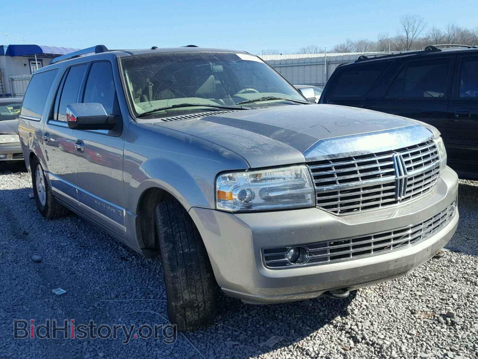Photo 5LMFL28598LJ18791 - LINCOLN NAVIGATOR 2008