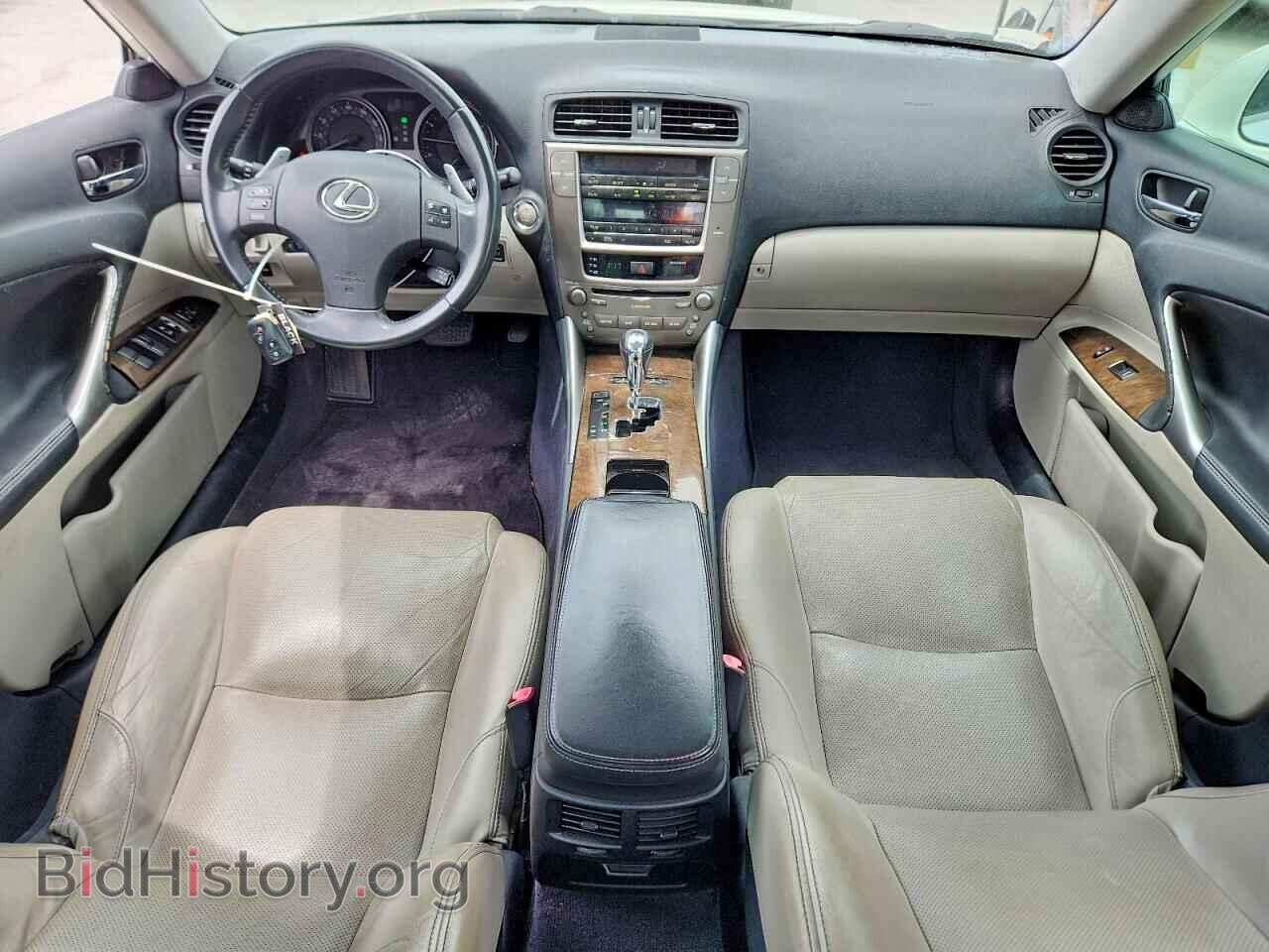 2010 LEXUS IS - VIN: JTHBF5C29A2097348 - Photo 8
