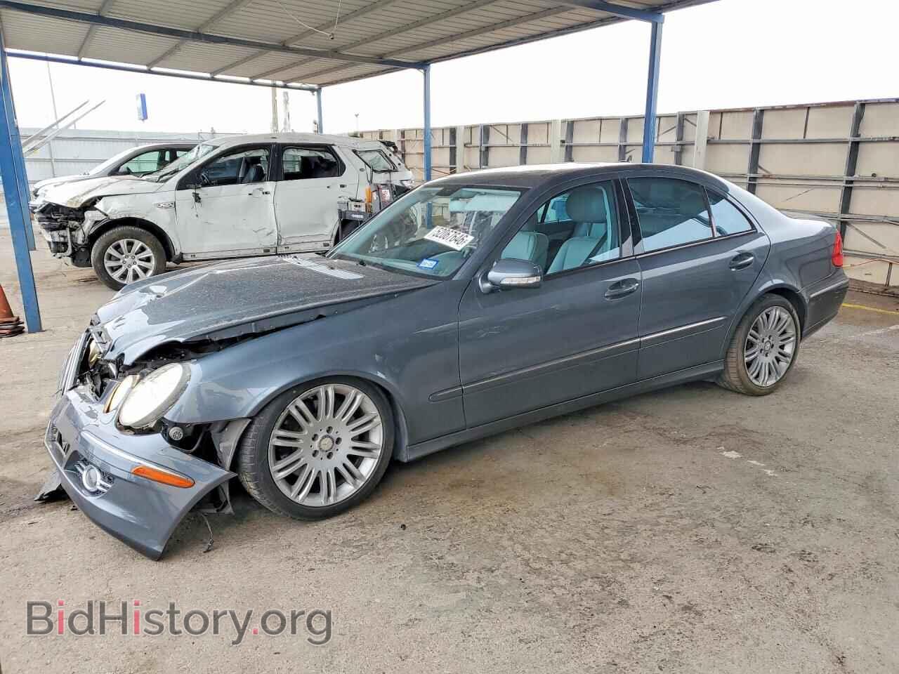 Photo WDBUF56XX8B192155 - MERCEDES BENZ E-CLASS 2008
