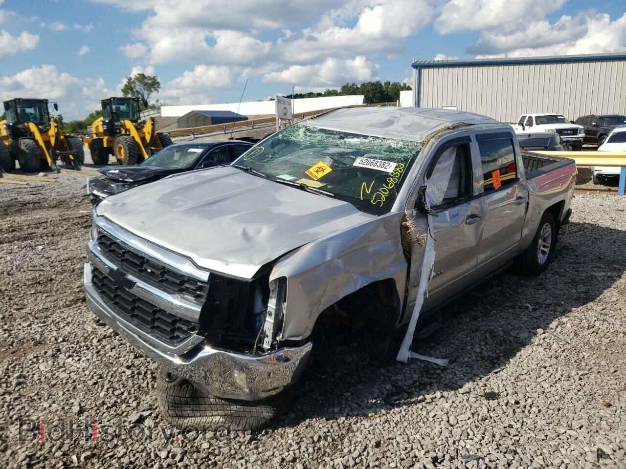 2017 CHEVROLET SILVERADO - VIN: 3GCUKREC3HG264663 - Фото 2