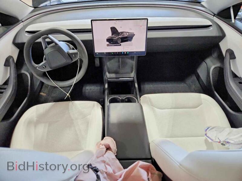 2024 Tesla MODEL 3 (VIN 5YJ3E1EB2RF754675) — photo 8 of 12