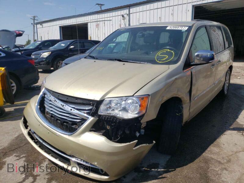 2011 Chrysler MINIVAN (VIN 2A4RR8DG8BR745245) — photo 2 of 10