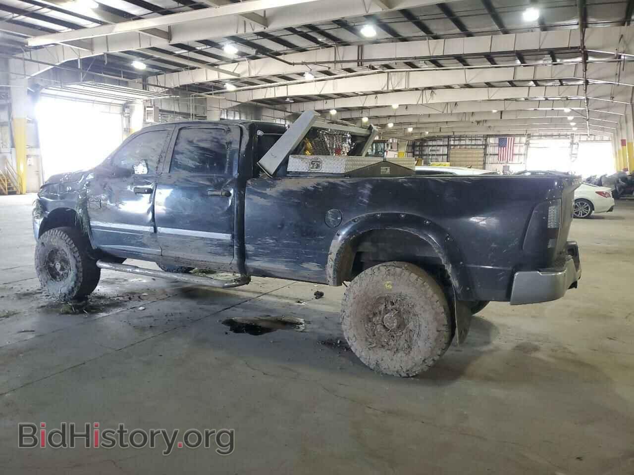 2011 DODGE All Models - VIN: 3D7UT2CL3BG533913 - Photo 2