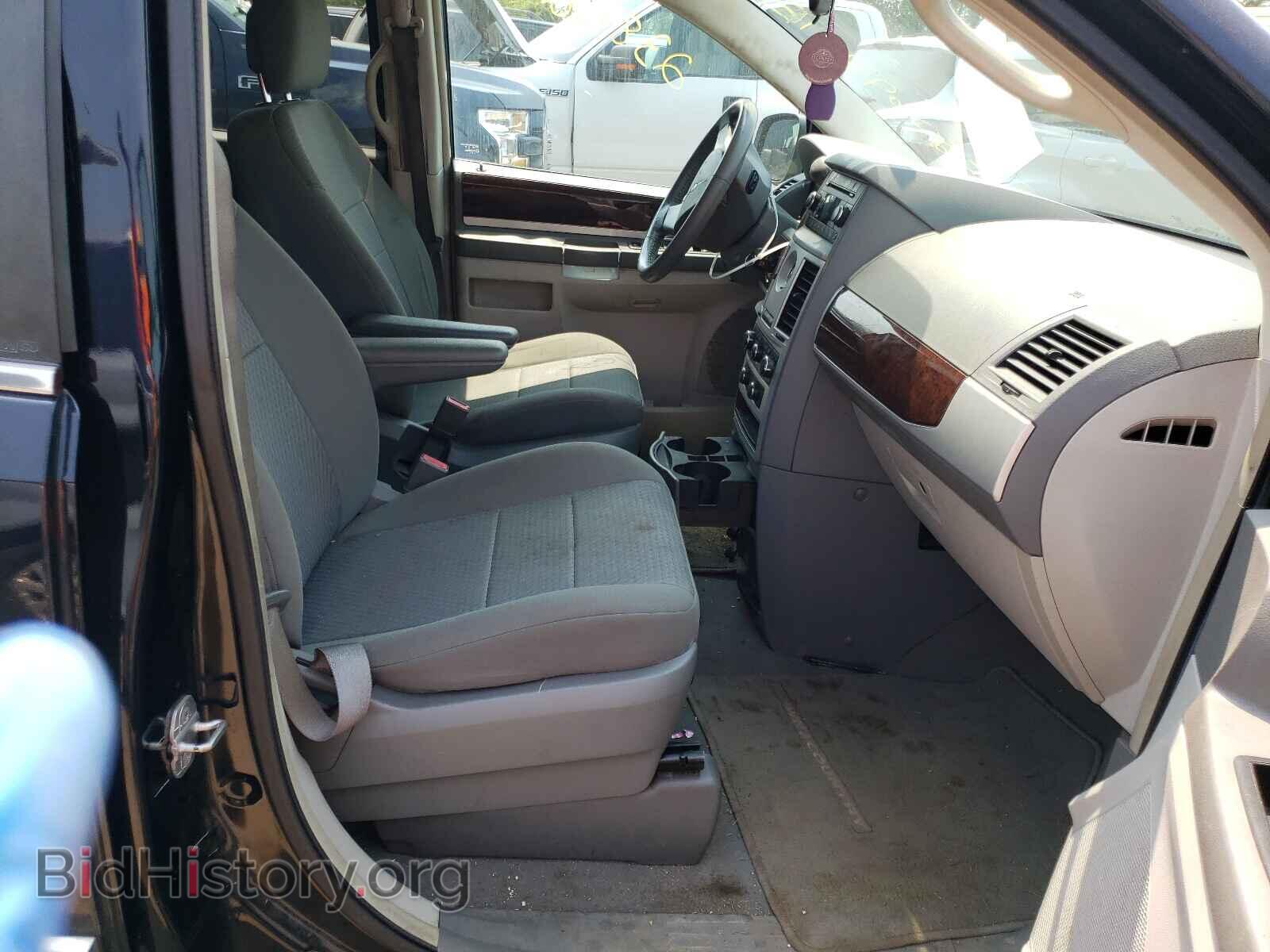 2010 CHRYSLER MINIVAN - VIN: 2A4RR5D1XAR392032 - Фото 5