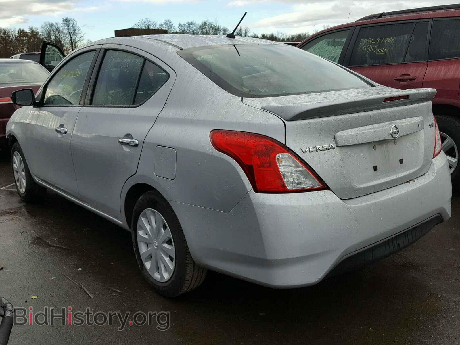 2017 NISSAN VERSA - VIN: 3N1CN7AP1HK434048 - Фото 3