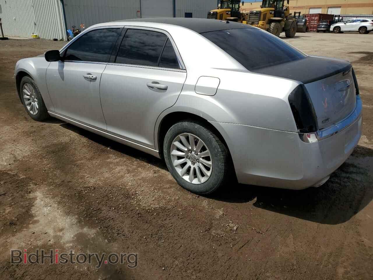 2012 CHRYSLER 300 - VIN: 2C3CCAAG3CH110213 - Photo 2