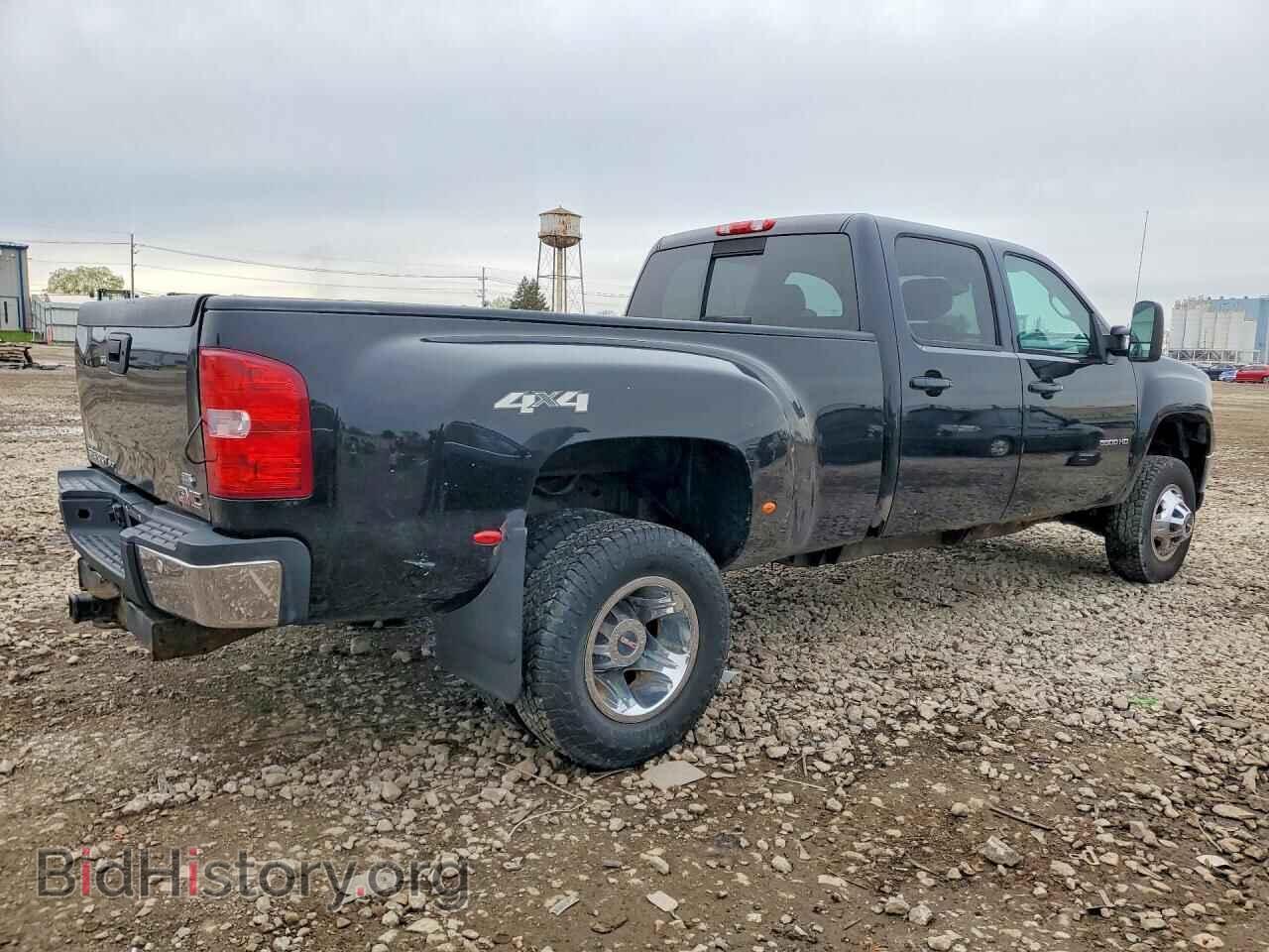 2011 GMC SIERRA - VIN: 1GT424C85BF170827 - Фото 3