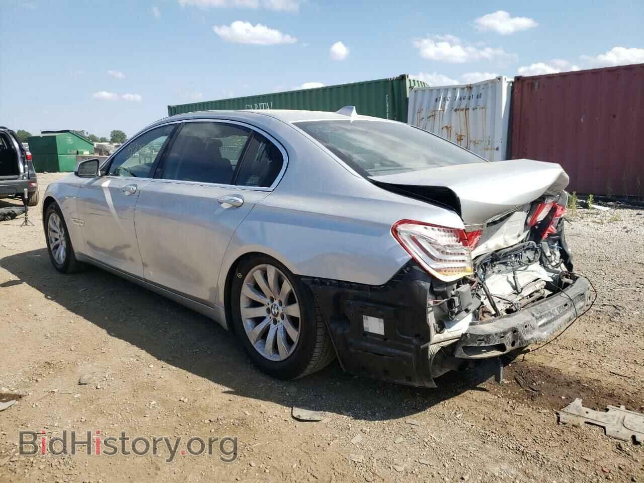 2011 BMW 7 SERIES - VIN: WBAKC8C53BC434272 - Фото 3