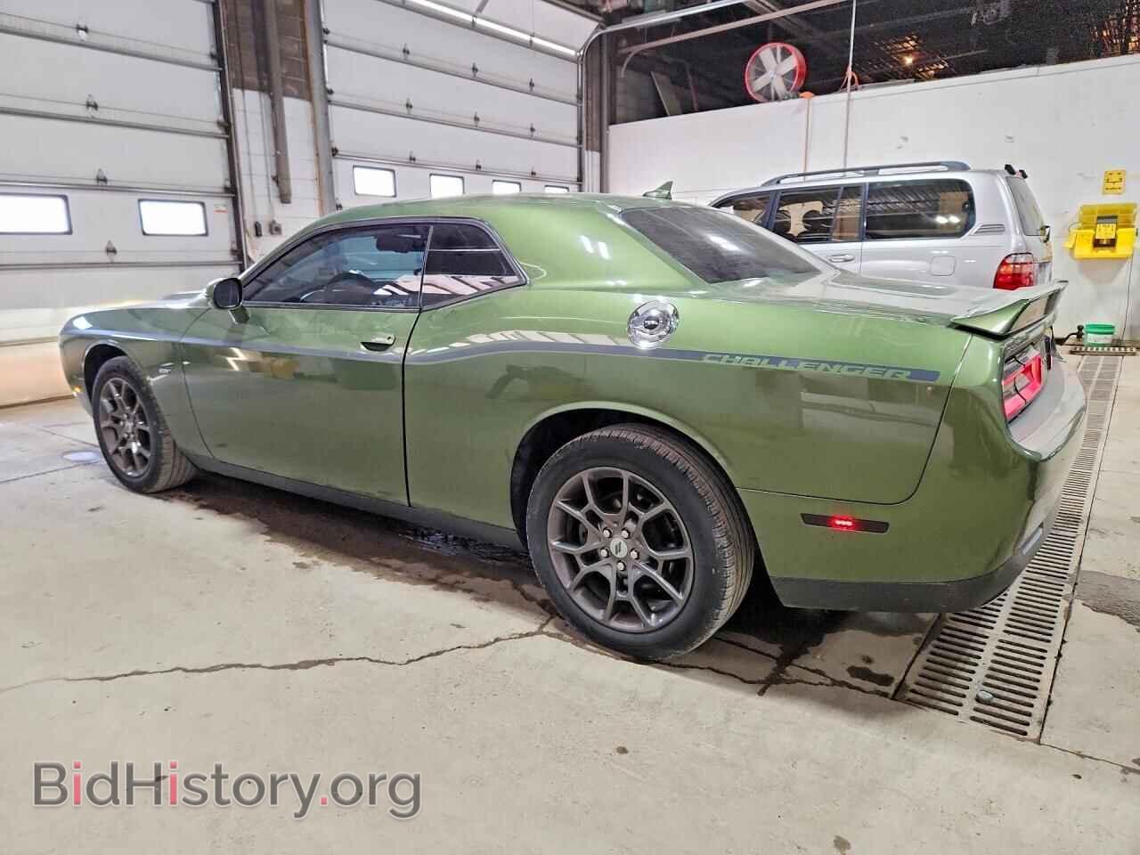 2018 DODGE CHALLENGER - VIN: 2C3CDZGG9JH257118 - Photo 2