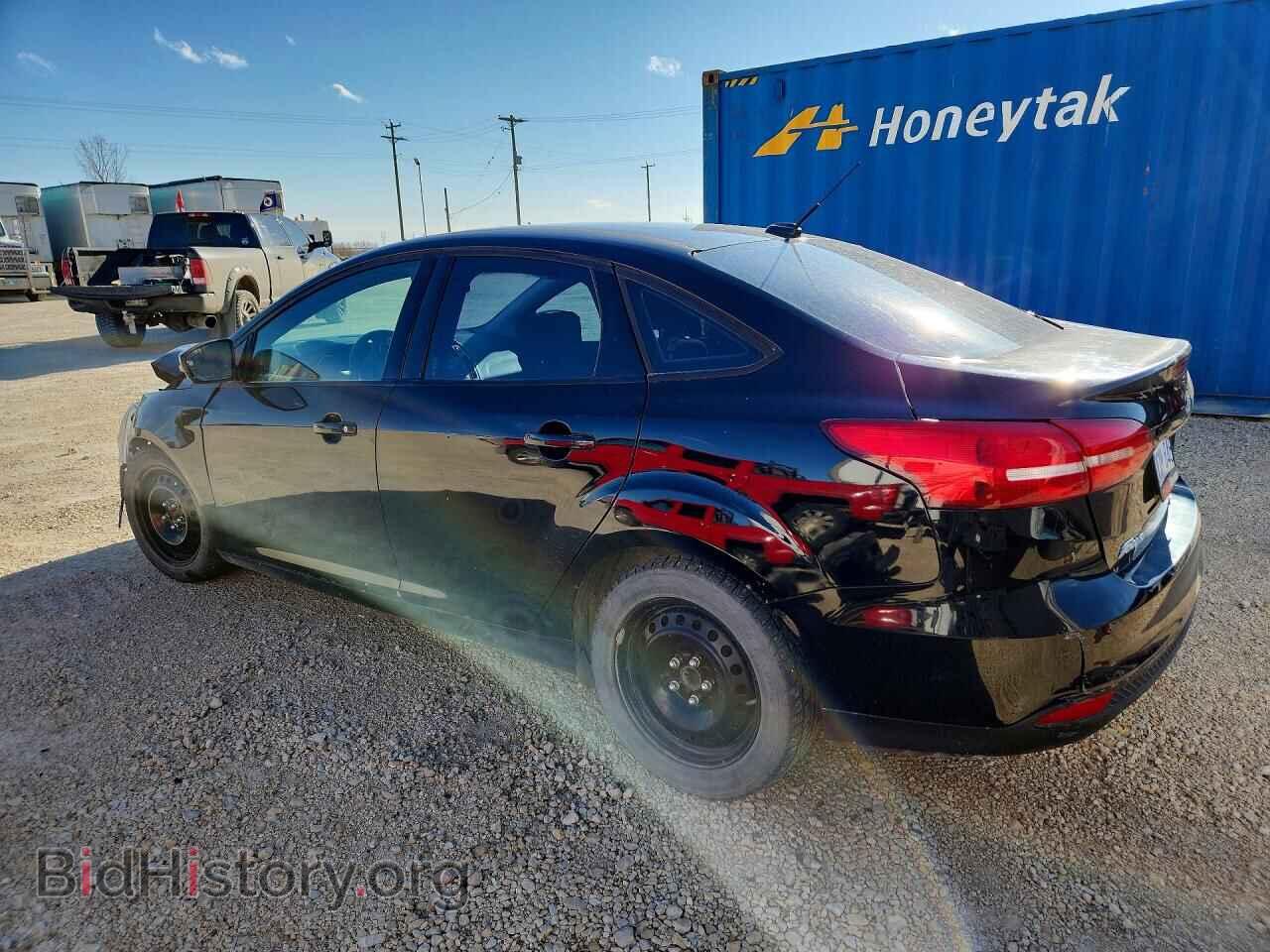 2017 FORD FOCUS - VIN: 1FADP3F24HL268718 - Photo 2