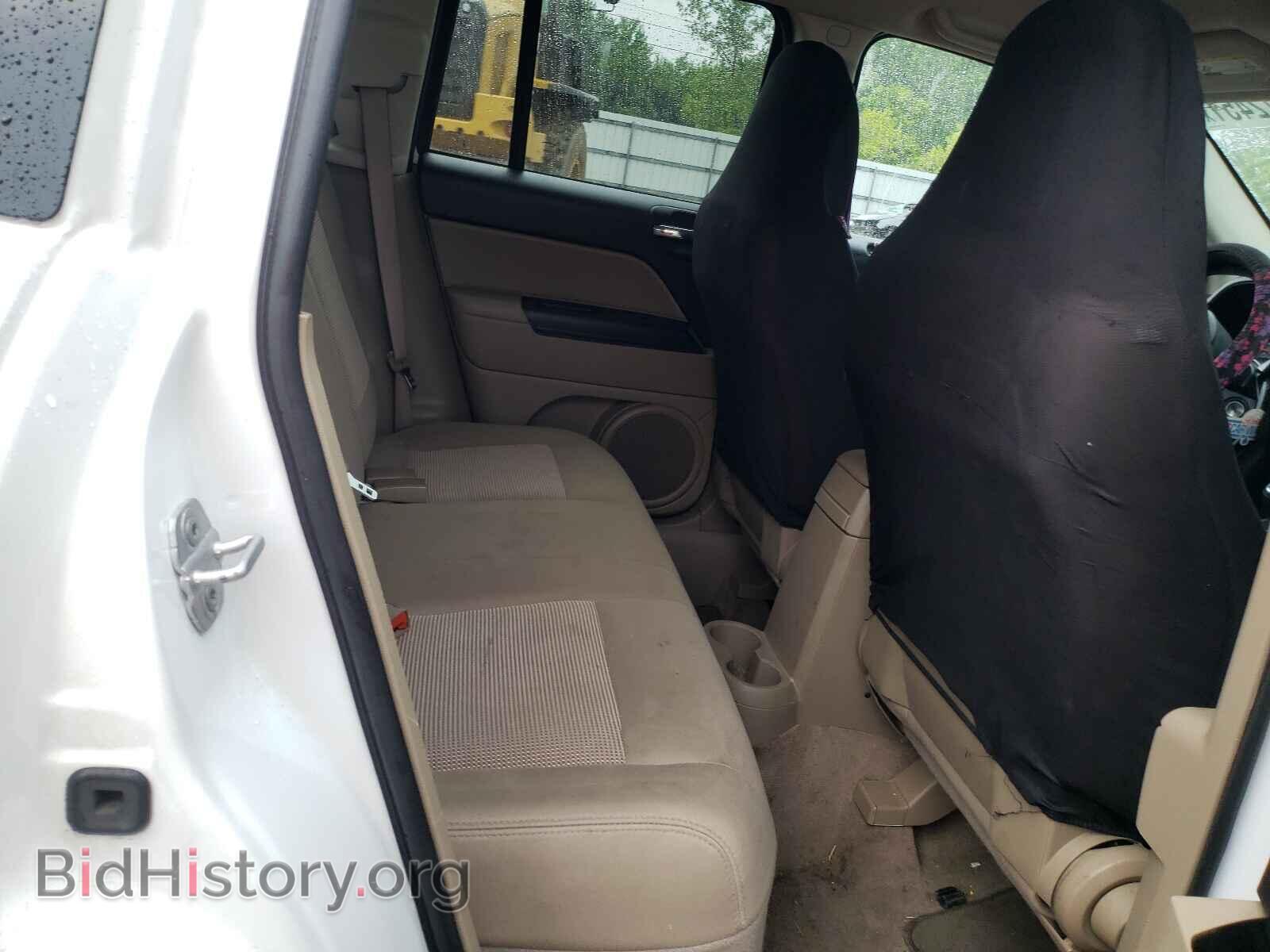 2014 JEEP COMPASS - VIN: 1C4NJDBB8ED586276 - Photo 6