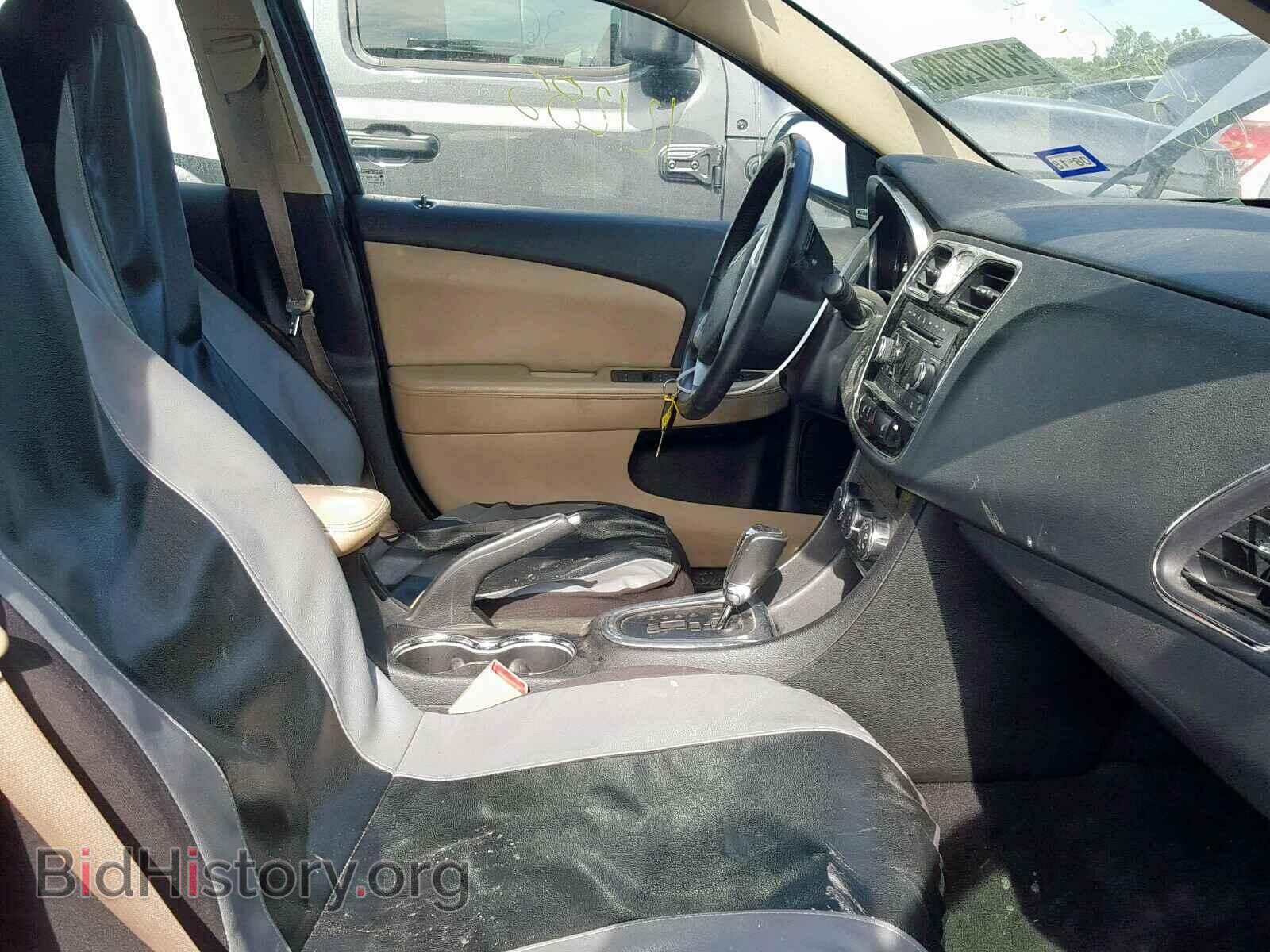 2013 CHRYSLER 200 - VIN: 1C3CCBCG3DN623568 - Photo 5