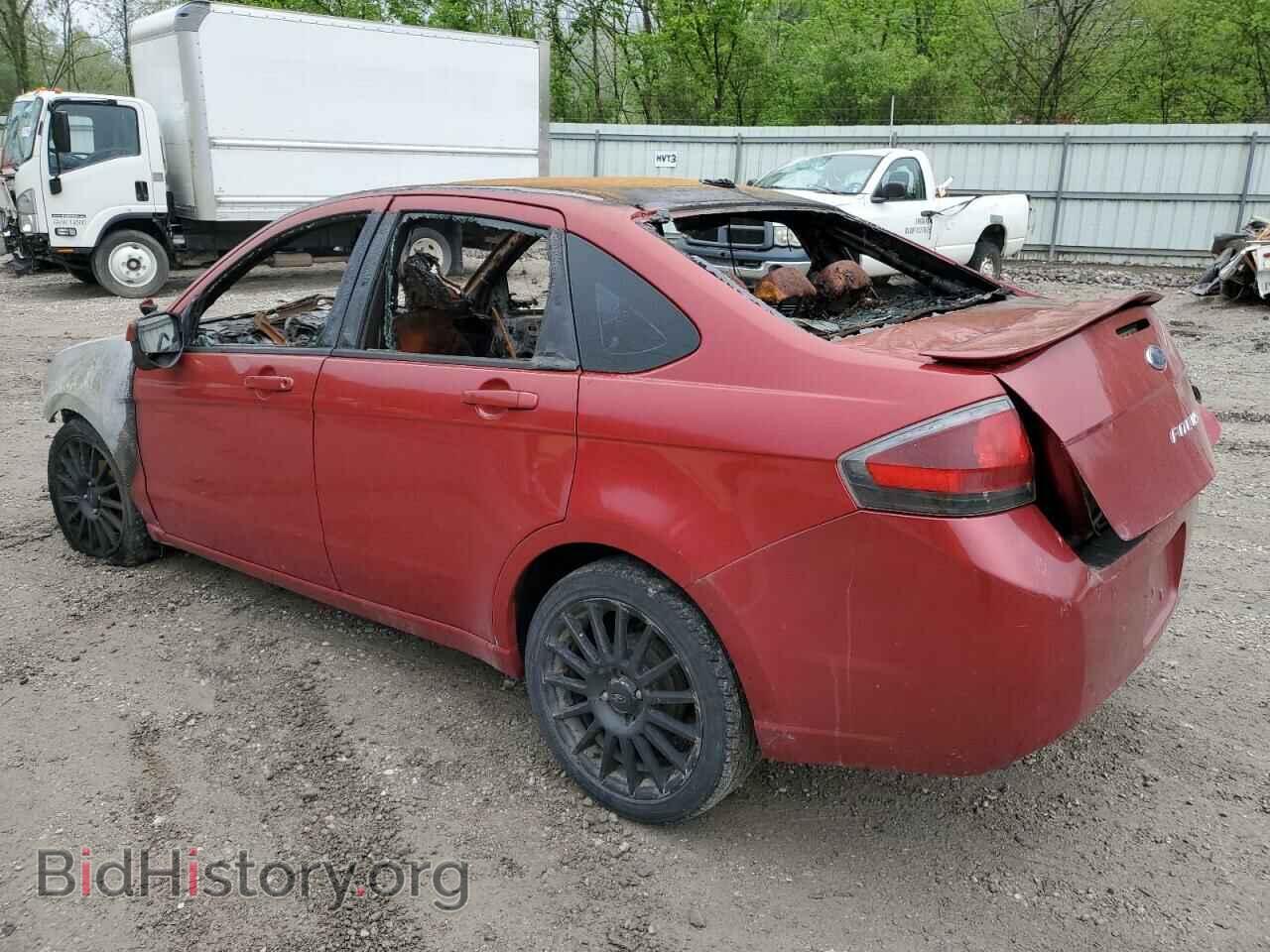 2011 FORD FOCUS - VIN: 1FAHP3GN4BW140365 - Фото 2