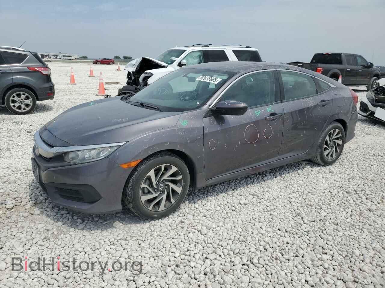 Photo 2HGFC2F78JH524822 - HONDA CIVIC 2018